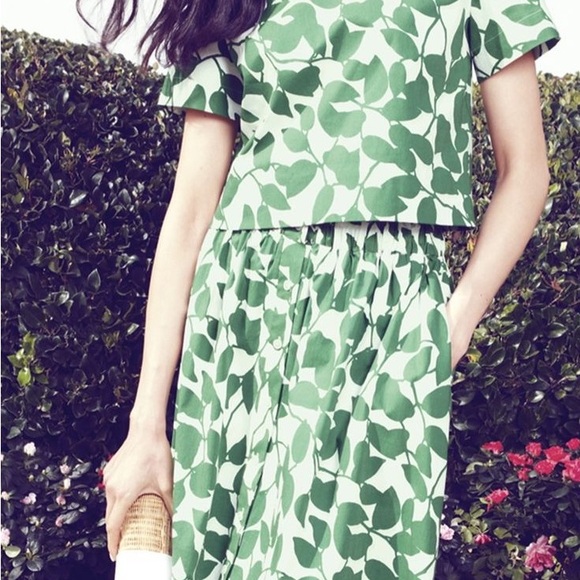 'garden leaves' print flare skirt
Kate Spade New York SOLD OUT SKIRT(only) - Picture 1 of 8
